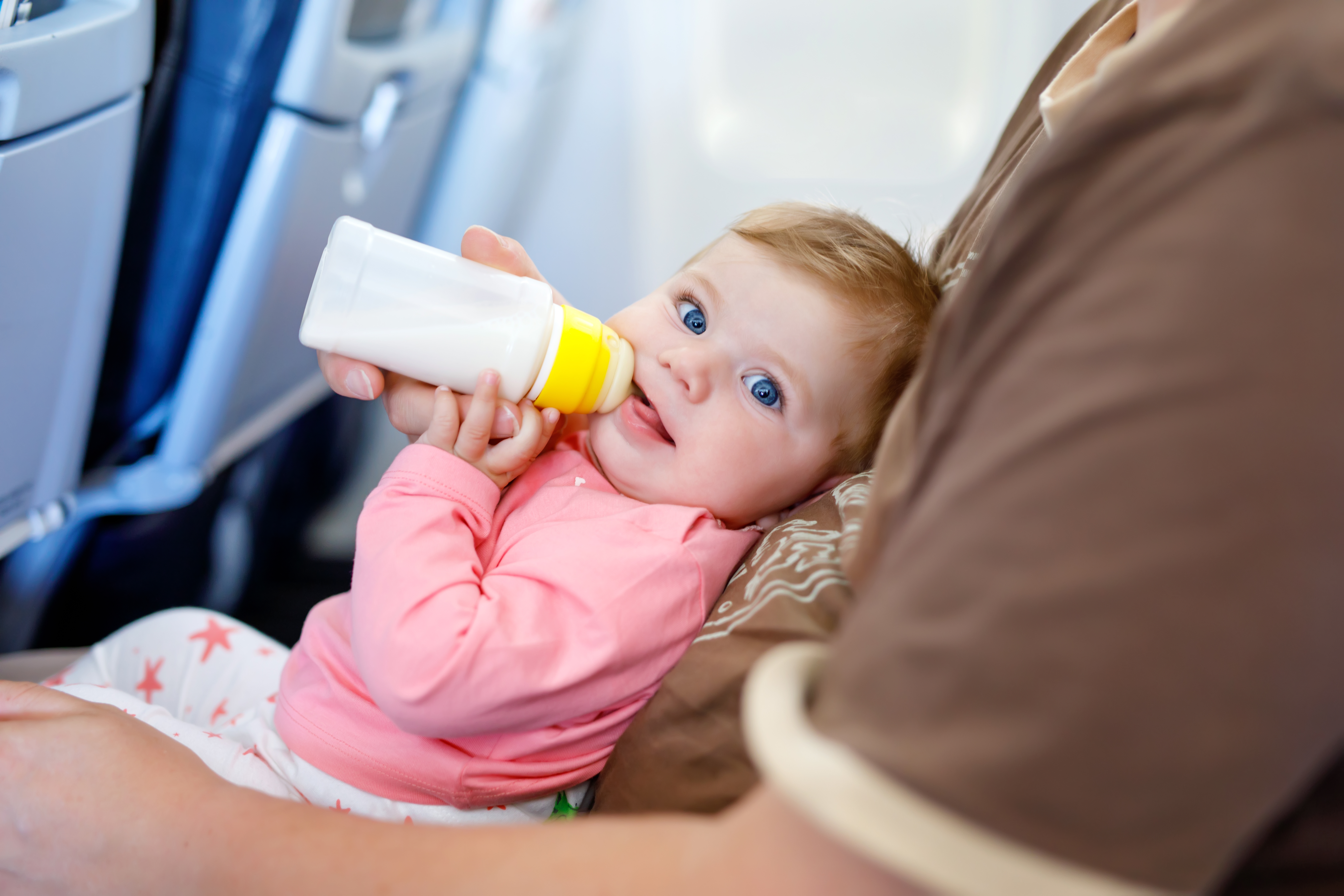 Tips on managing long haul flights with babies