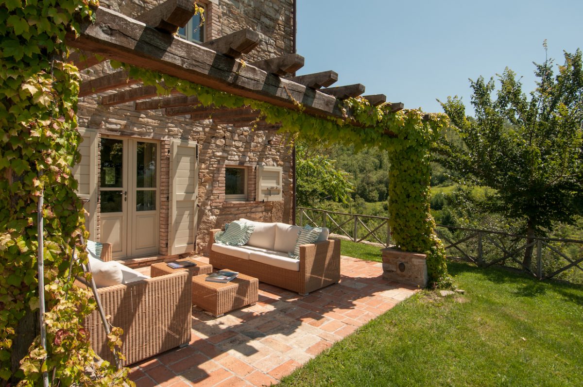 Top 5 Luxury Villas in Umbria - Blog by Bookings For You