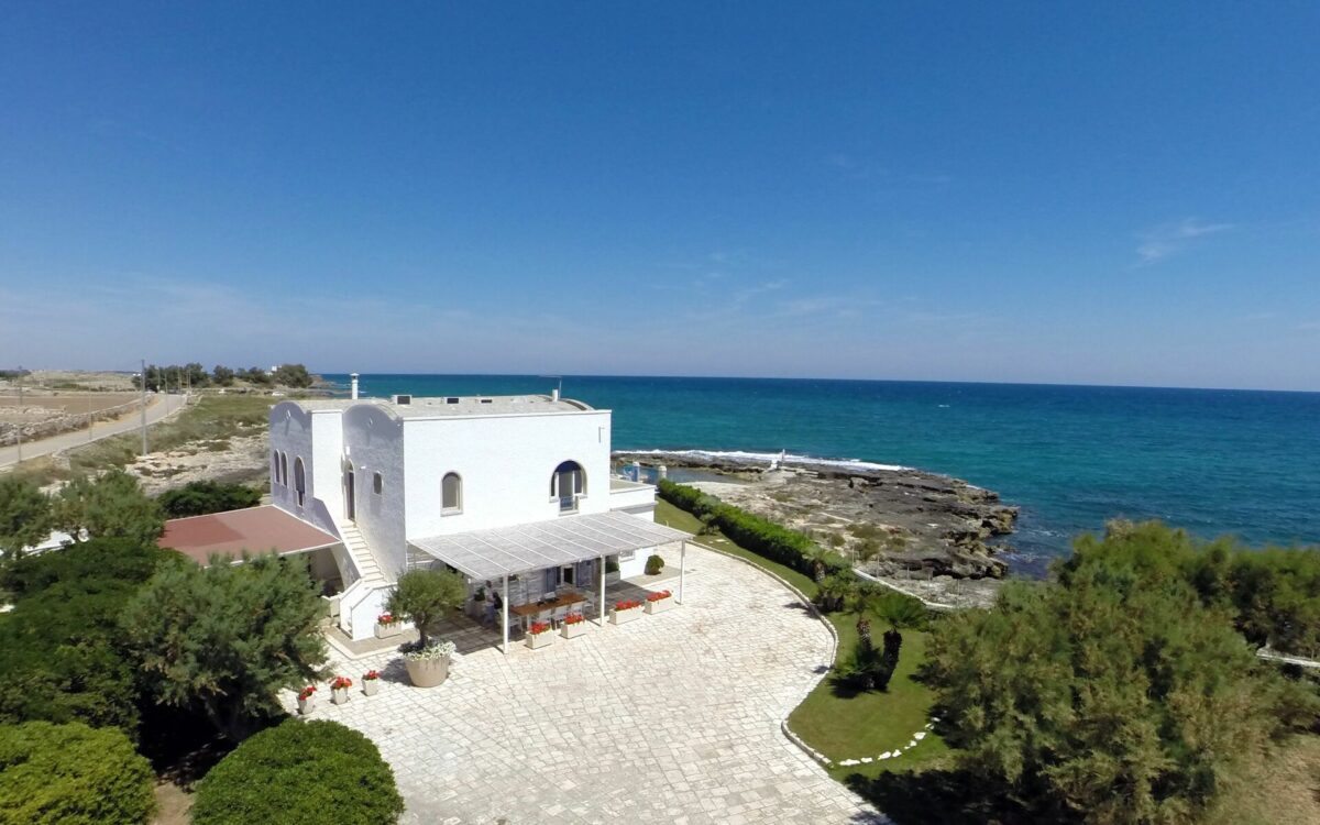 Amazing villas by the sea in Puglia - Blog by Bookings For You