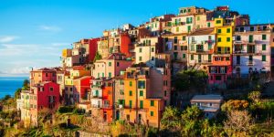 the best way to see the Cinque Terre