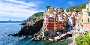 the best way to see the Cinque Terre