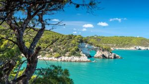 hiking in Puglia