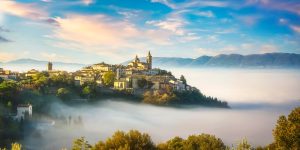 Is Tuscany better than Umbria