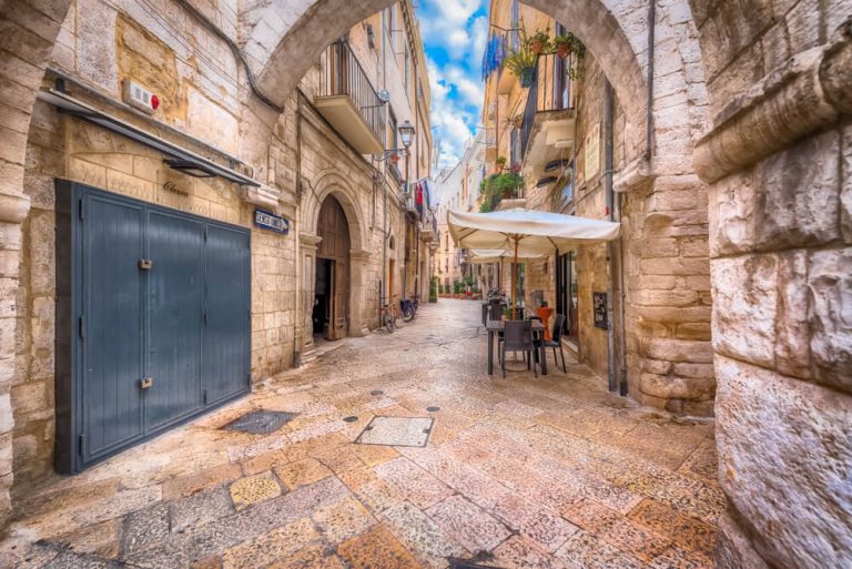 Bari travel guide