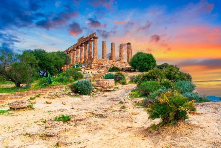 Sicily travel guide