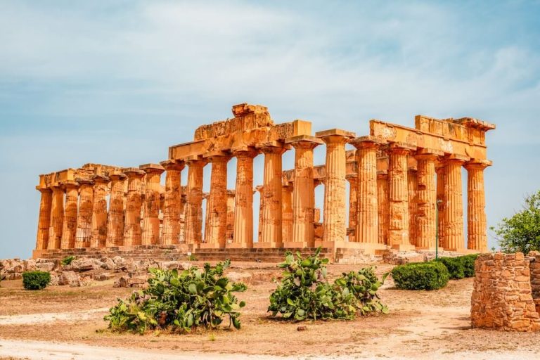 Sicily travel guide