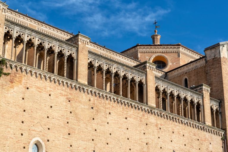 Abruzzo travel guide